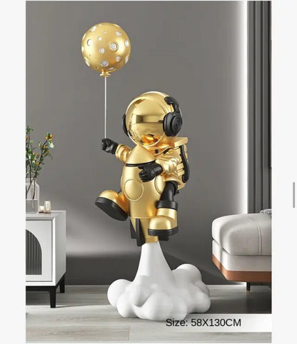 Balloon Astronaut Statue